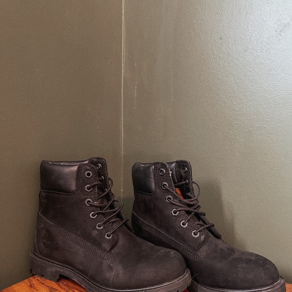 womens timberland boots - Picture 3 of 3